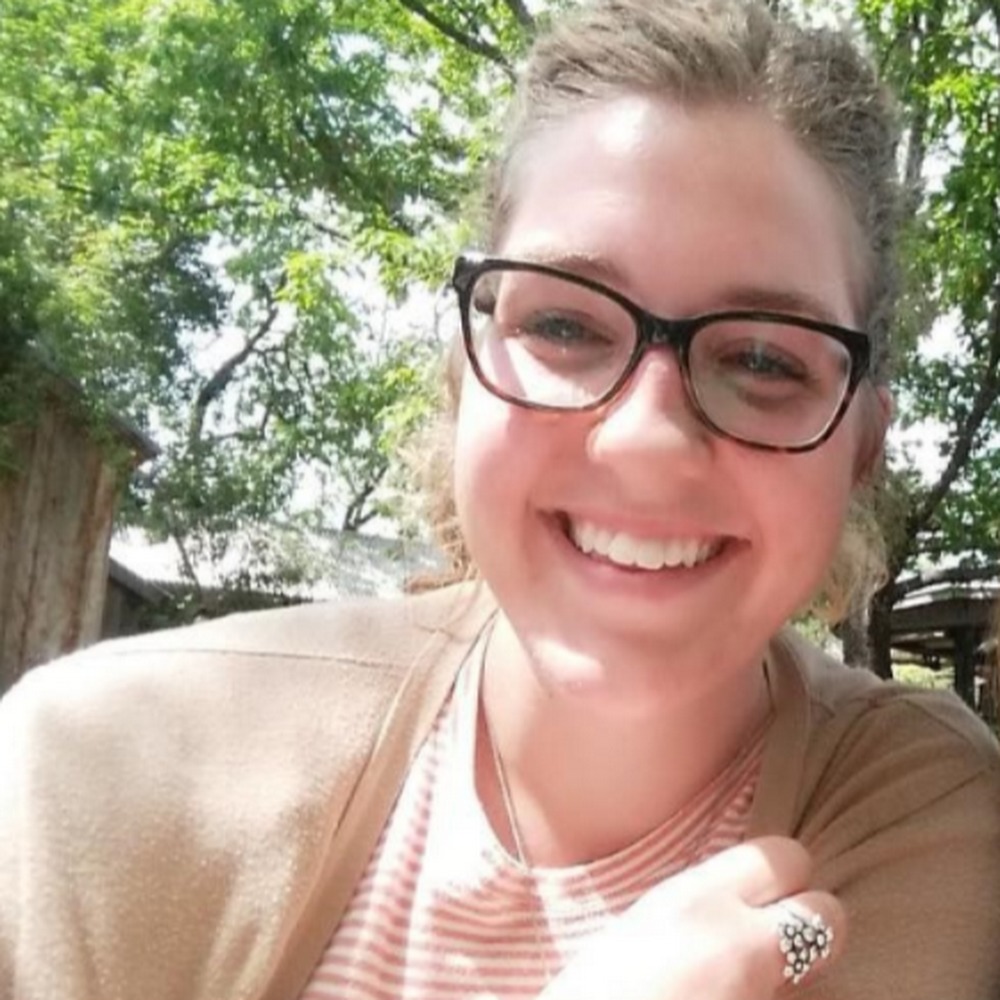 Meet your Posher, Jessica